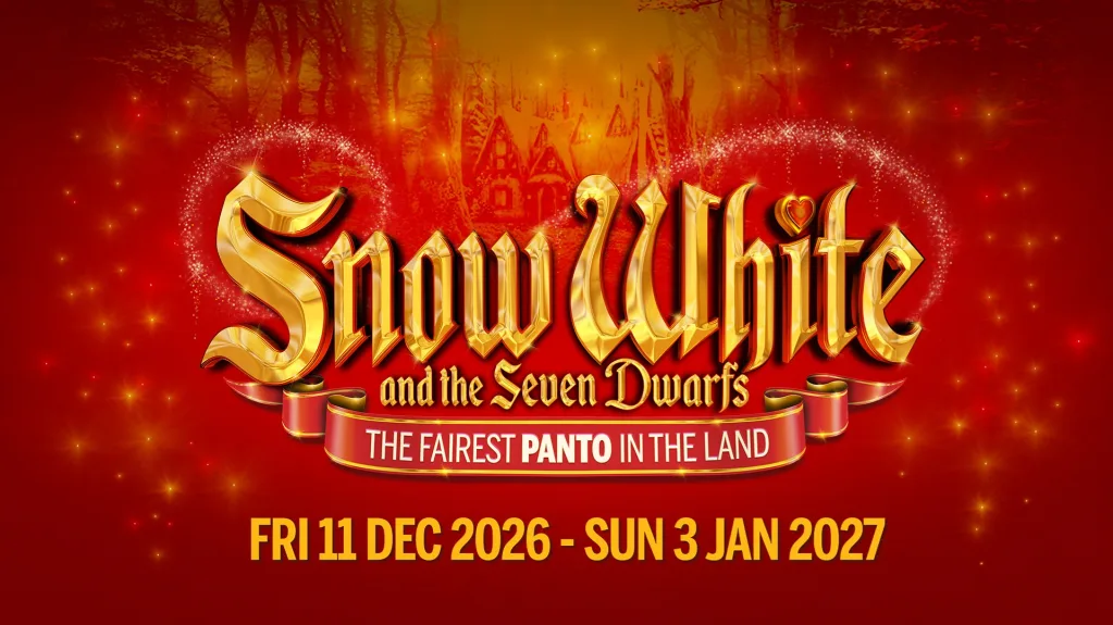 Snow White (Pantomime) at Regent Theatre