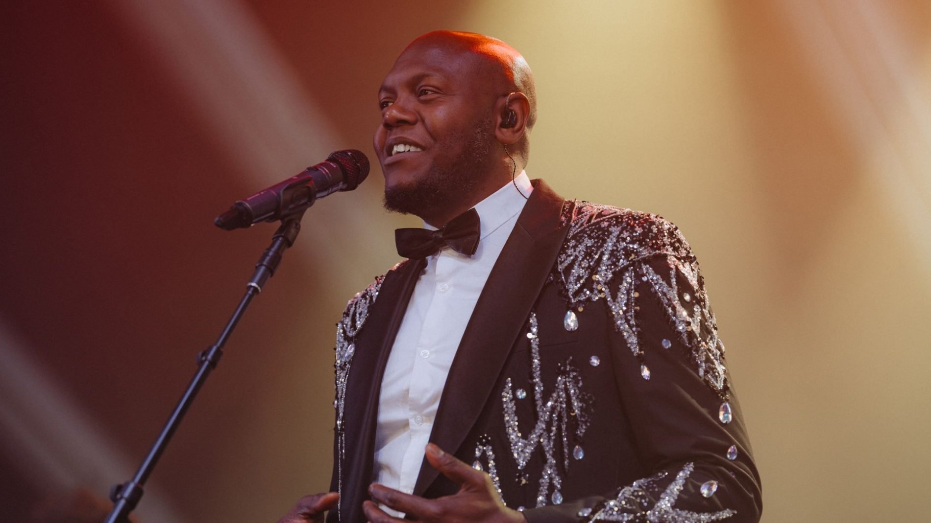 Luther Live & Velvet Voices at Victoria Hall